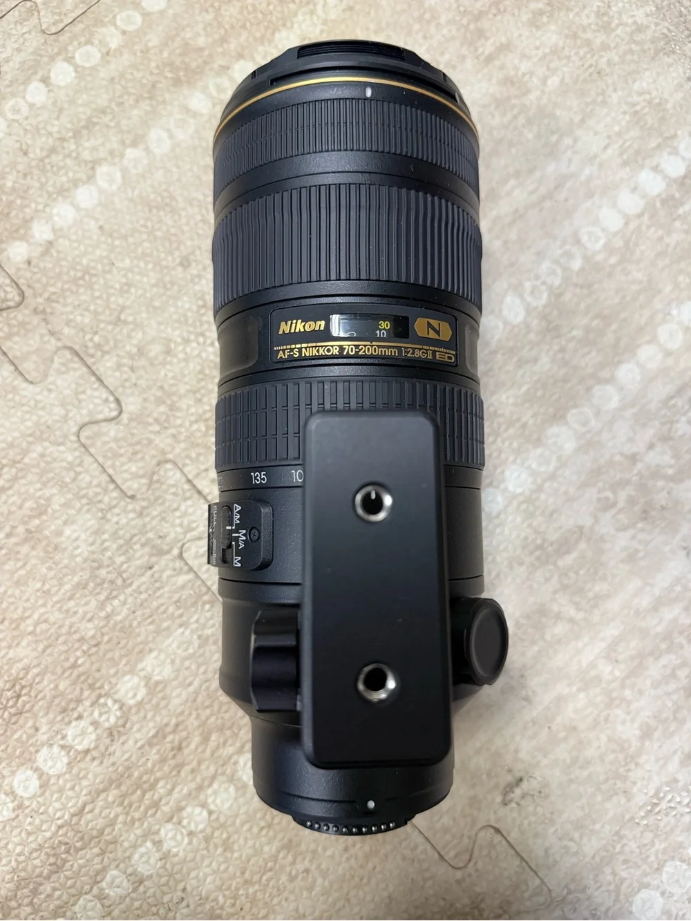 Nikon Black 70-200mm f/2.8G ED Telephoto Zoom Lens